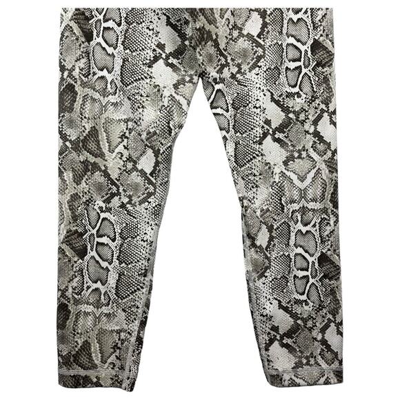 Victorias Secret Leggings Womens 12 Cloud Crossover Snake Ankle Pants Gray - Picture 8 of 15